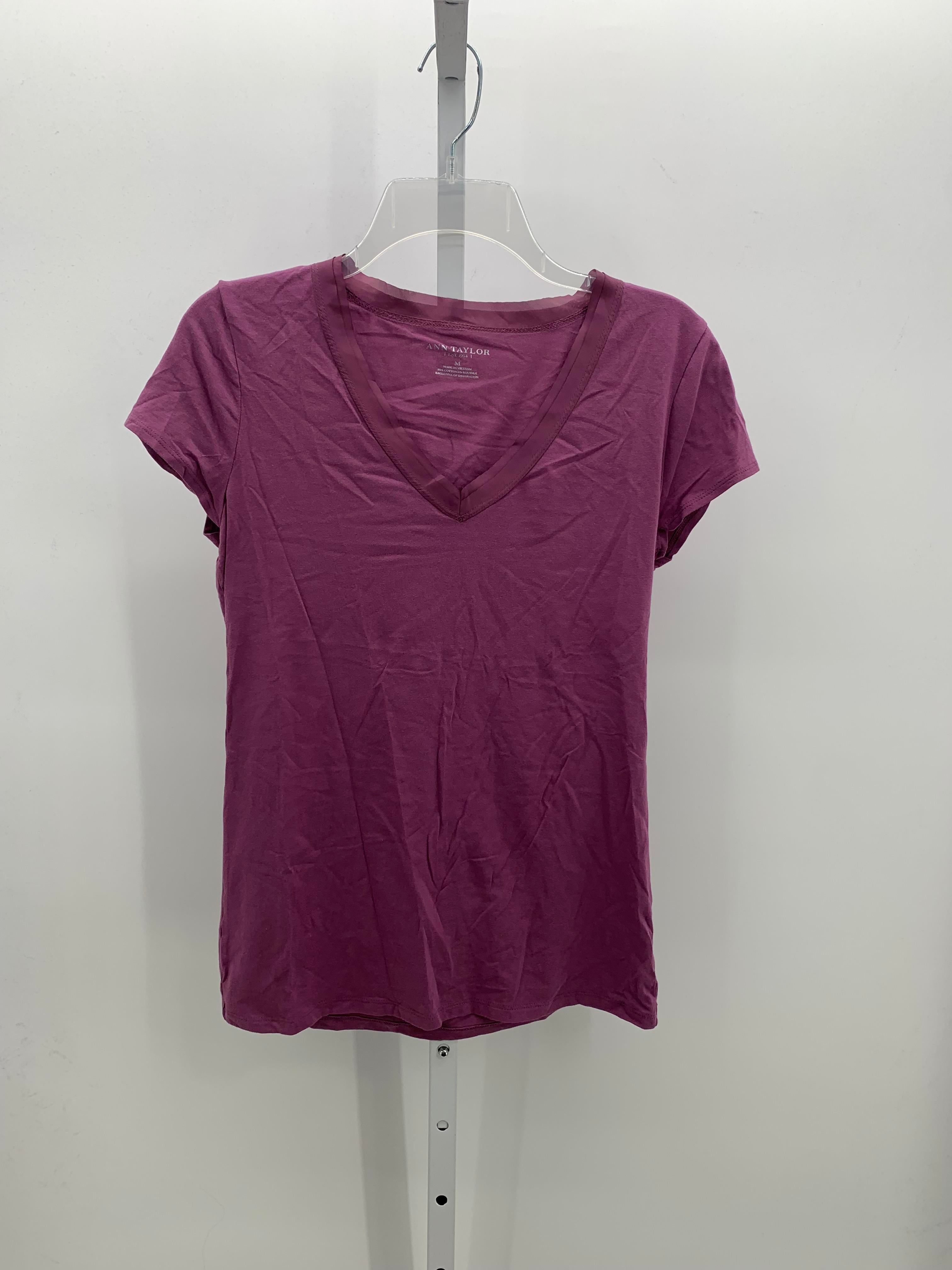 Ann Taylor Size Medium Misses Short Sleeve Shirt