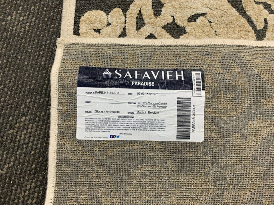 SAFAVIEH MEDALLION PATTERN, STONE COLOR.
