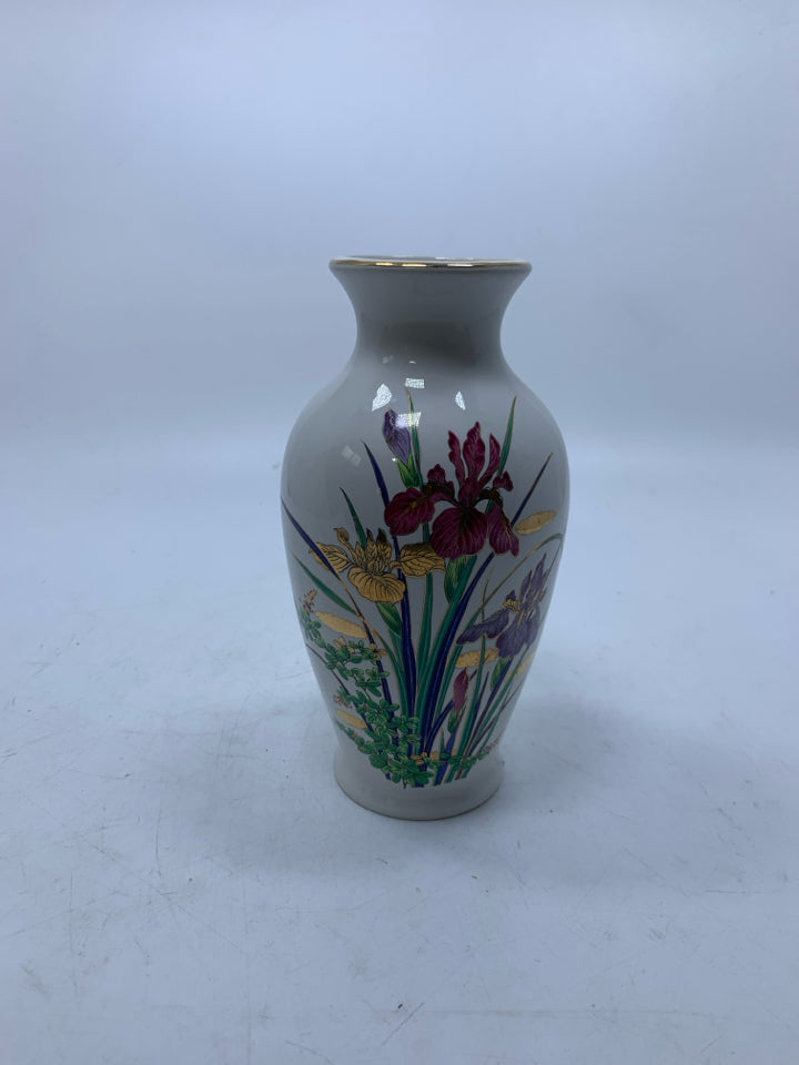 COLORFUL IRIS FLOWERS BUD VASE.