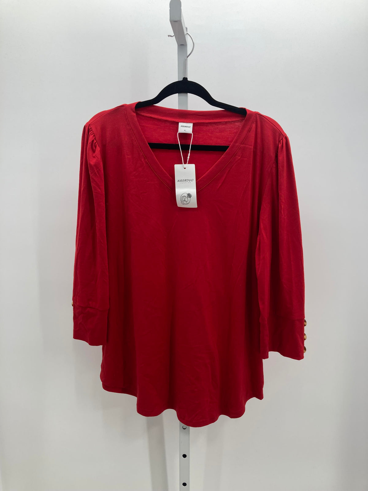 Size Extra Large Misses 3/4 Sleeve Shirt