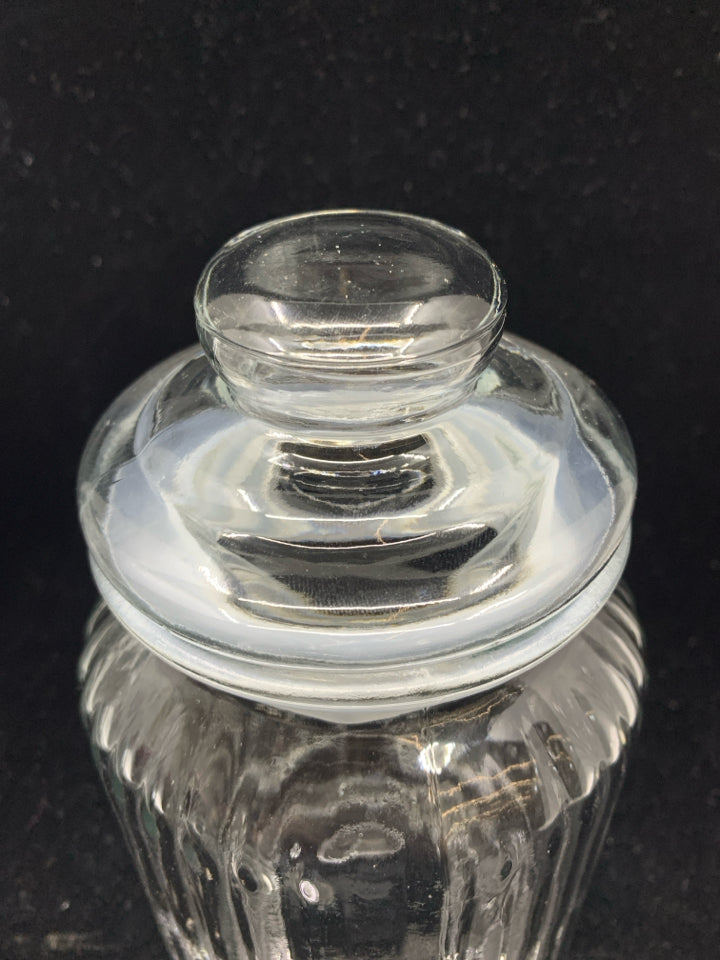 CLEAR GLASS RIBBED CANISTER W/LID.