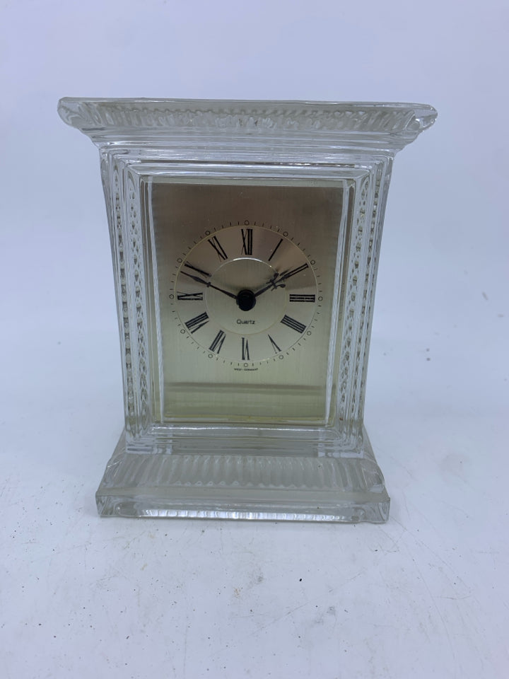 VTG CRYSTAL DESK CLOCK.