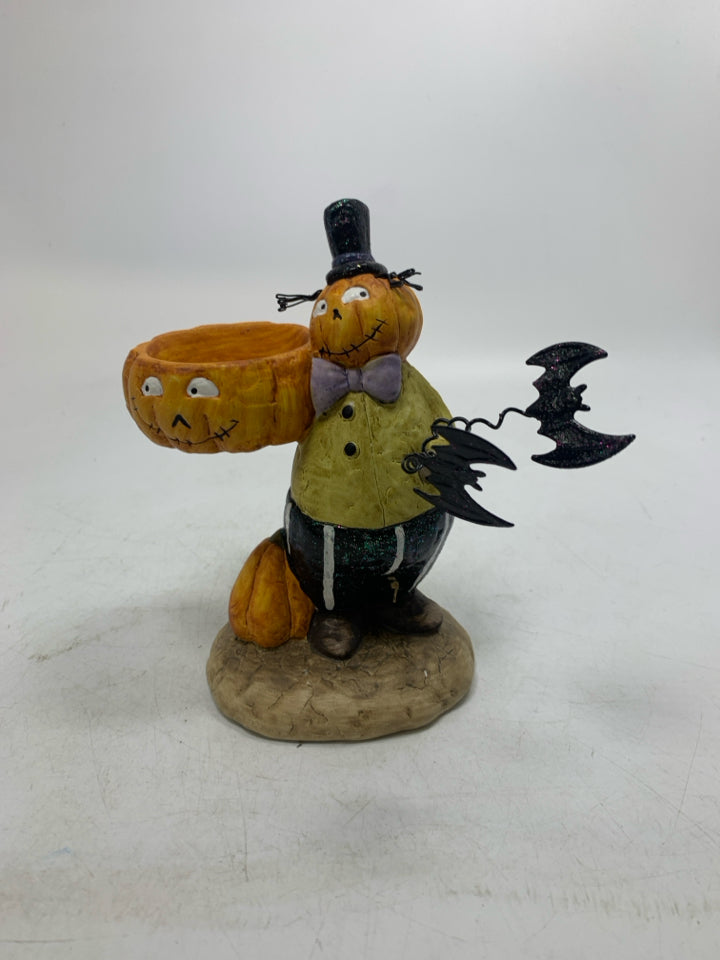YANKEE CANDLE PUMPKIN HEAD W/ BATS TEALIGHT HOLDER.
