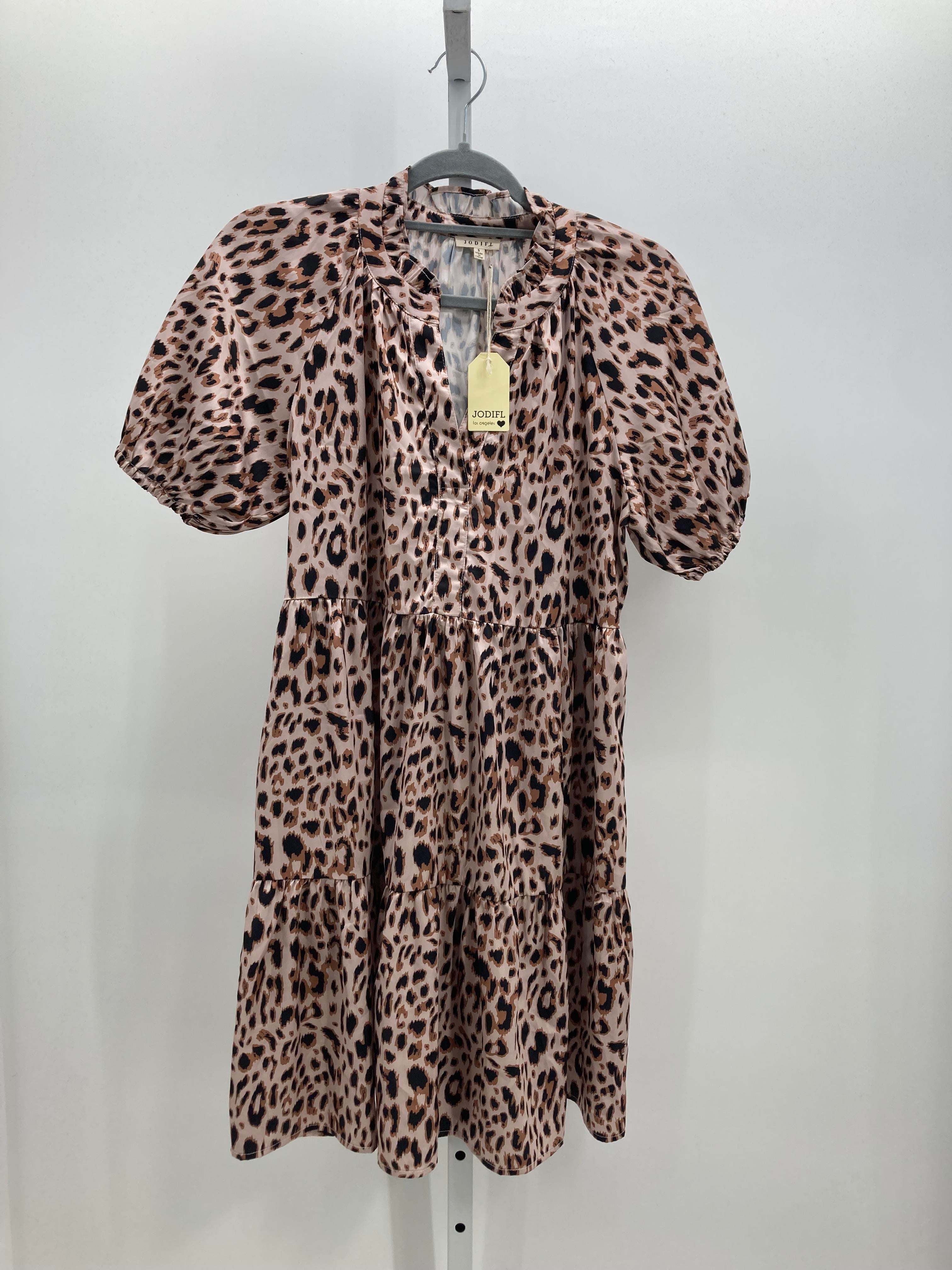 Size Small Misses Short Sleeve Dress