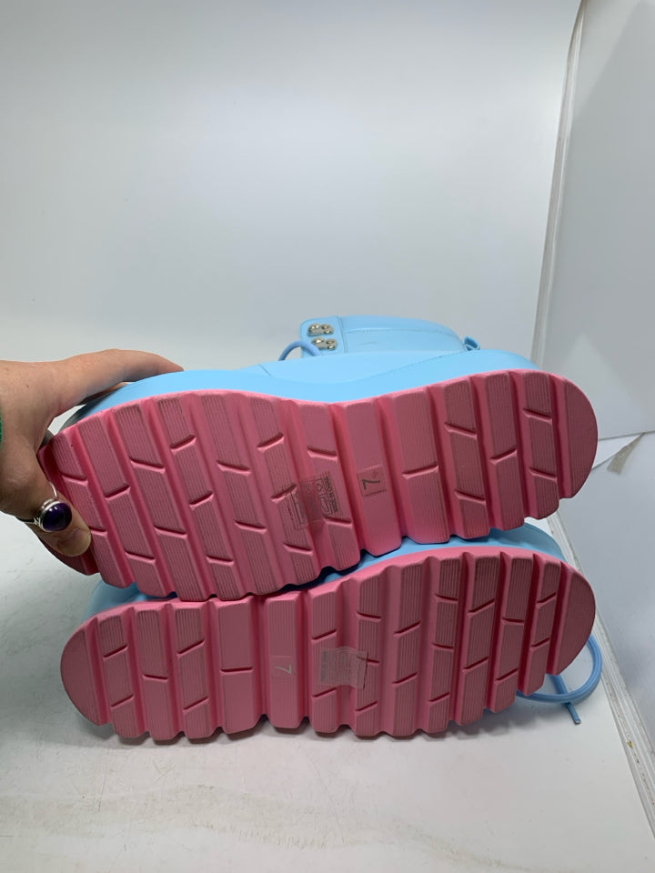 Size 9 Juniors Boots