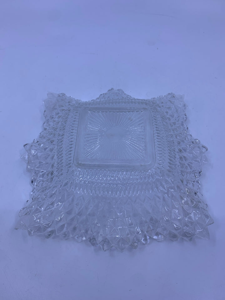 SQUARE TRIANGLE PATTERNED BOWL.