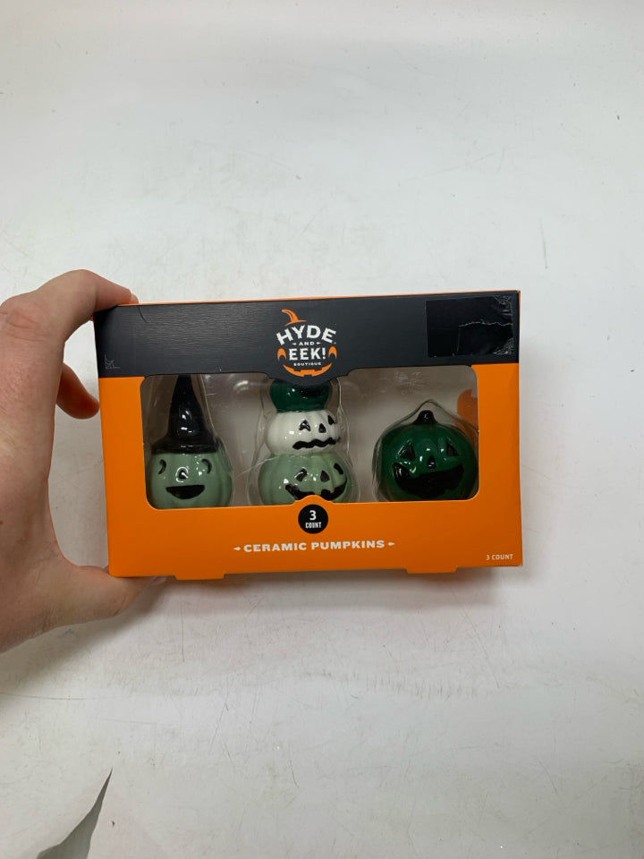 NIP 3 GREEN CERAMIC PUMPKINS.