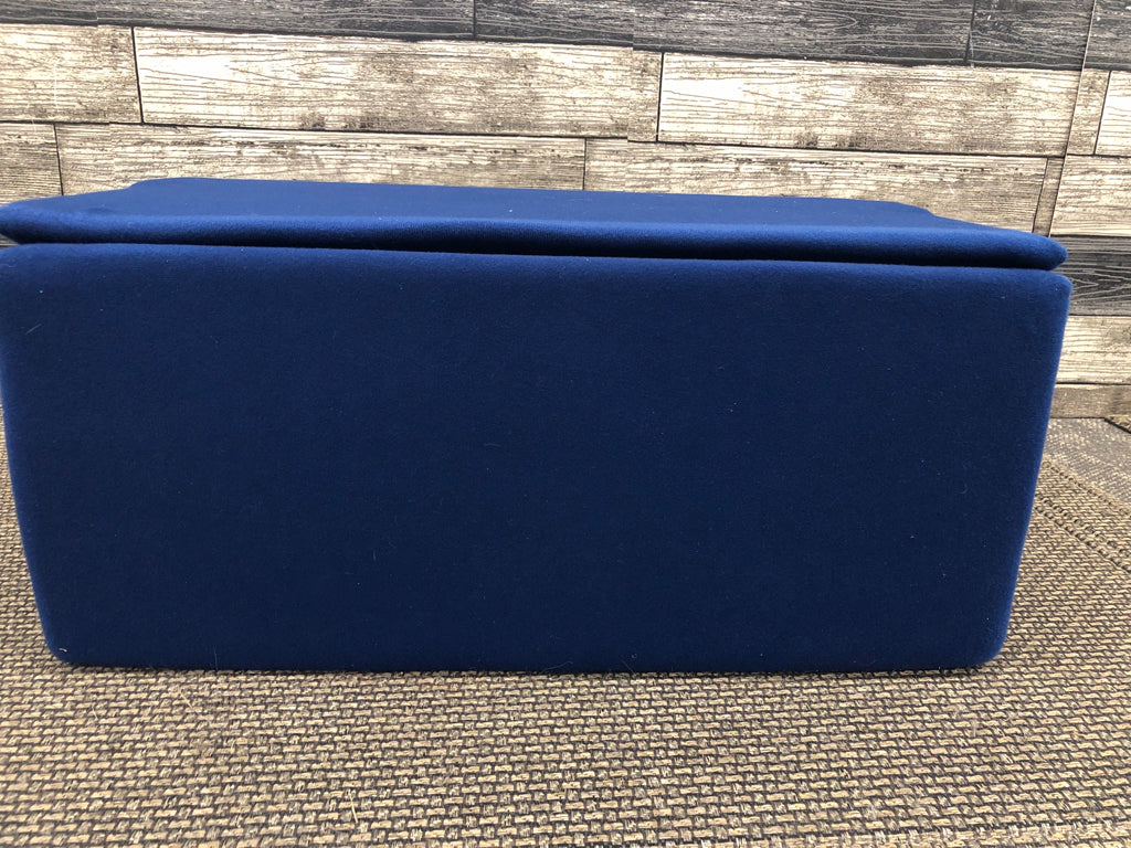 BLUE RECTANGLE BODY WEDGE PILLOW.