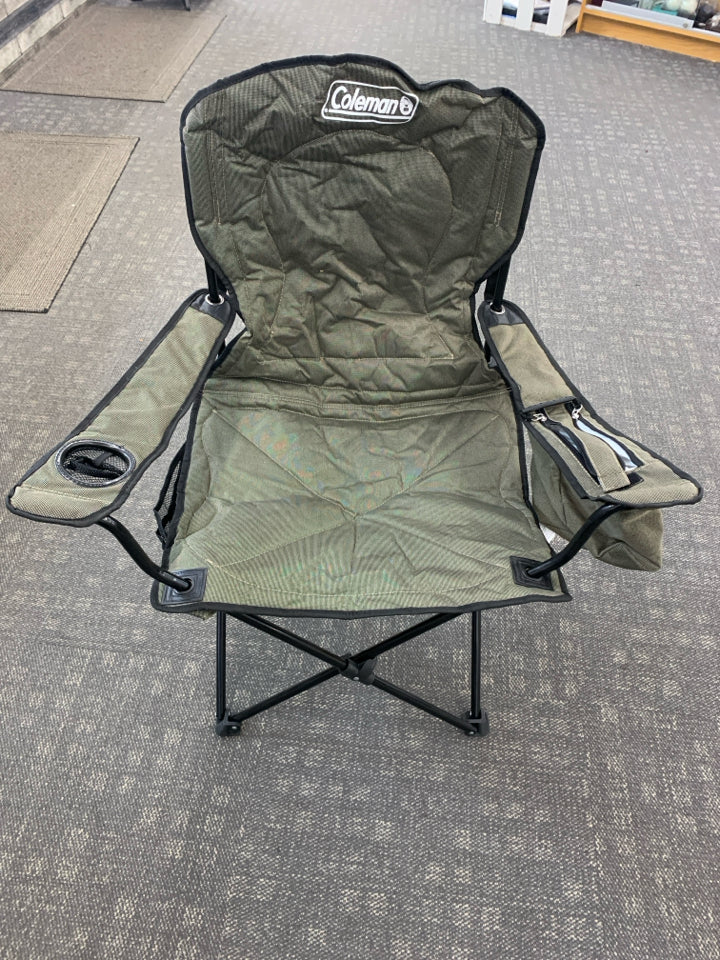 COLEMAN DK GREEN CAMPING CHAIR.