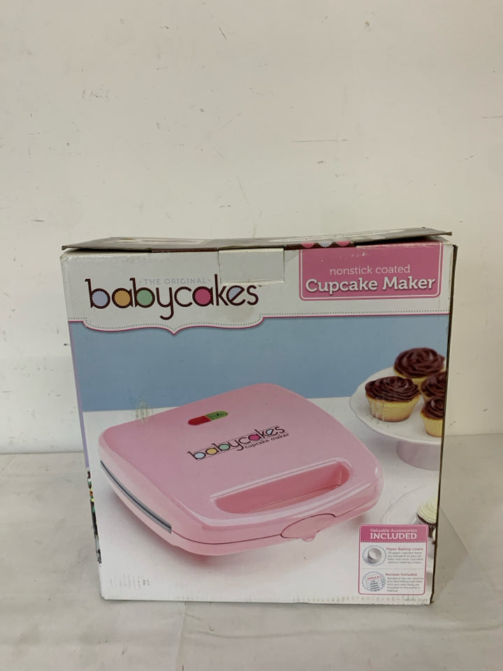 NIB CUPCAKE MAKER.