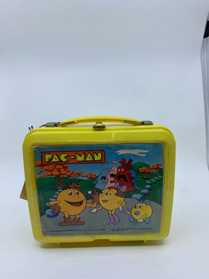 VTG ALADDIN PLASTIC PAC MAN LUNCH BOX WITH THERMOS**LABEL TAPED ON.