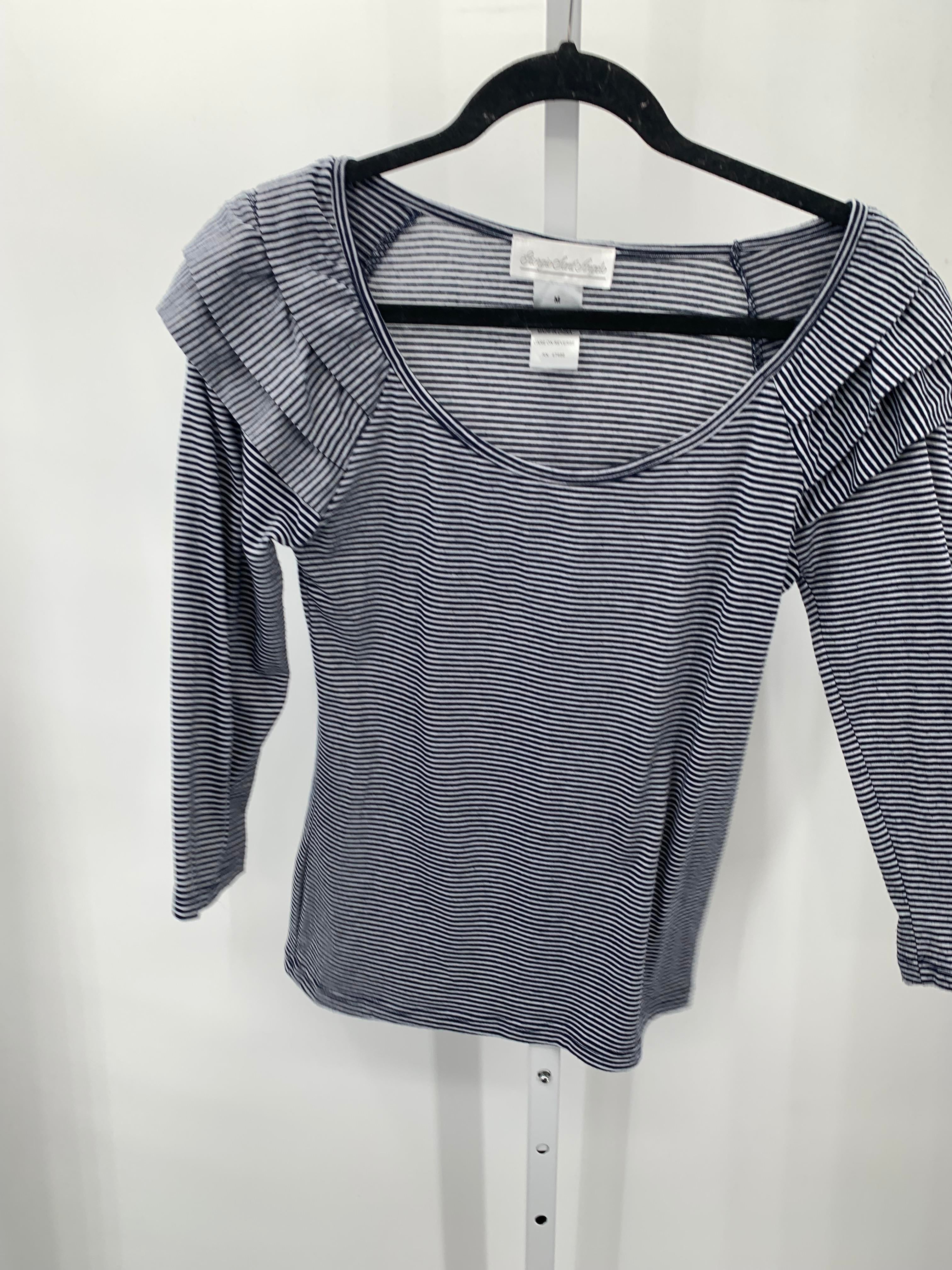 Size Medium Misses 3/4 Sleeve Shirt