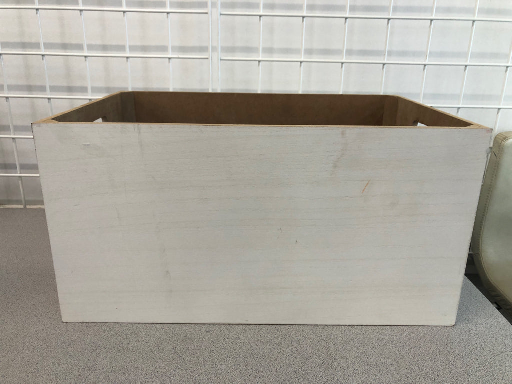 WOOD MERRY CHRISTMAS BOX W/HANDLES.