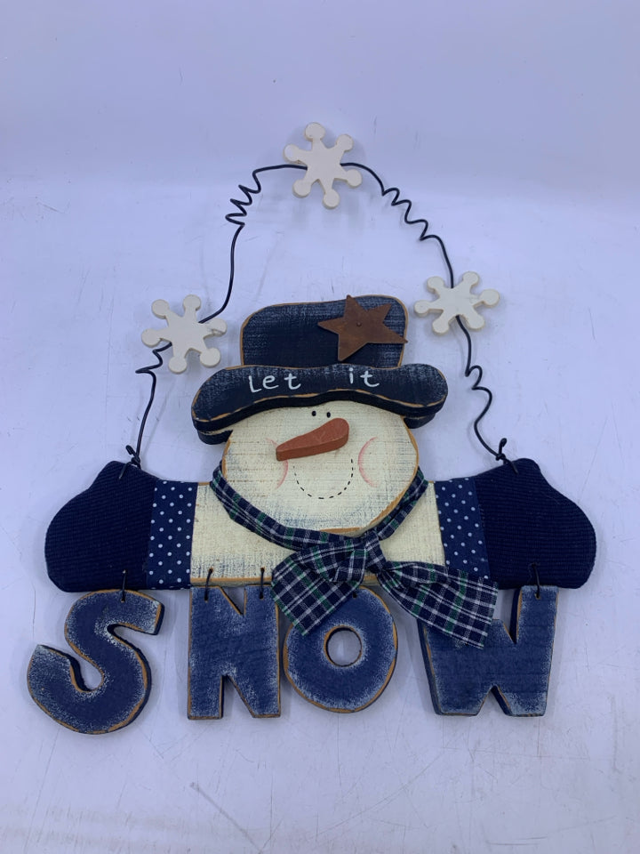 LET IS SNOW PRIMITIVE SNOWMAN WALL HANGING.