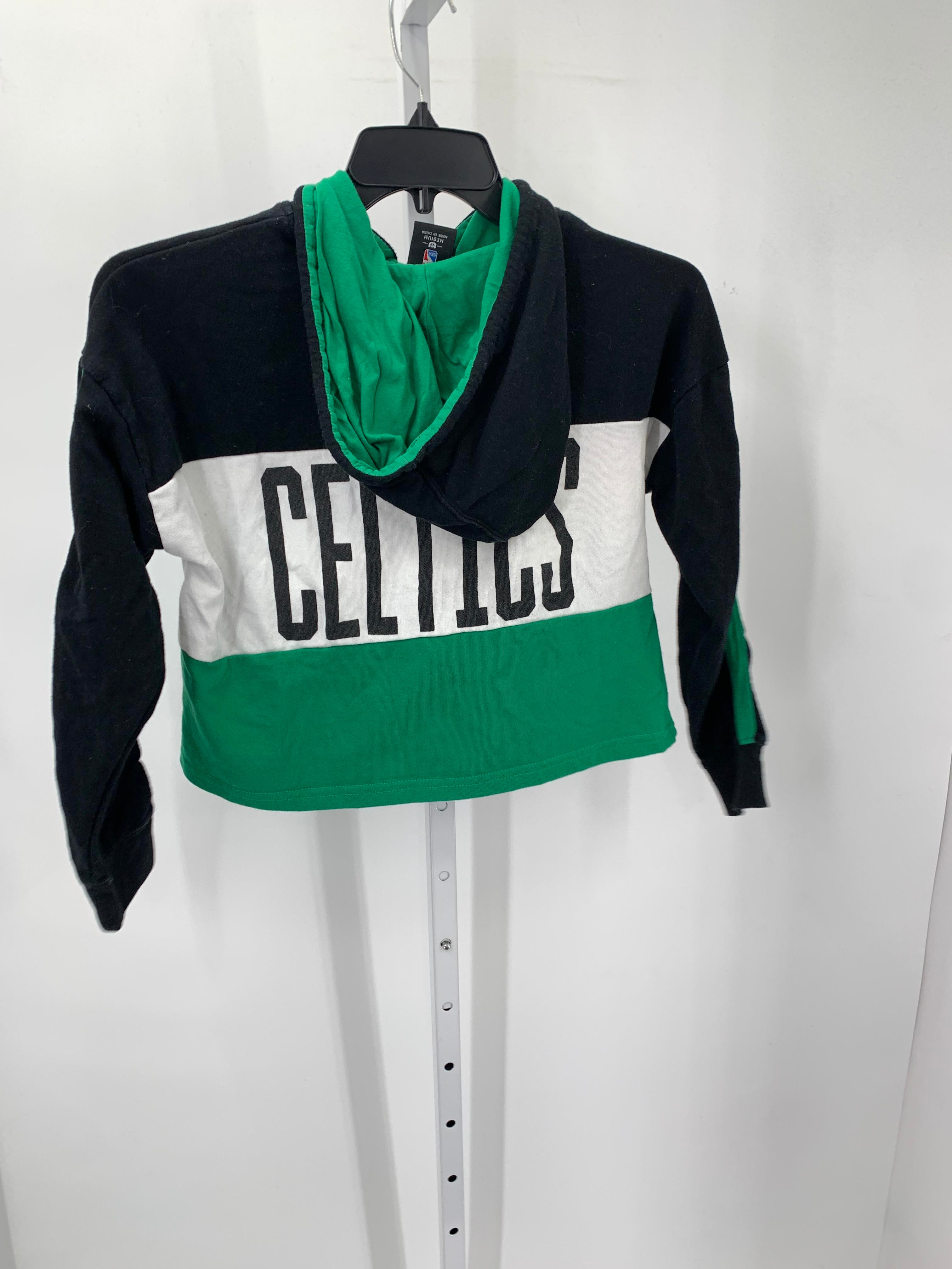 NBA Size Medium Juniors Long Sleeve Shirt