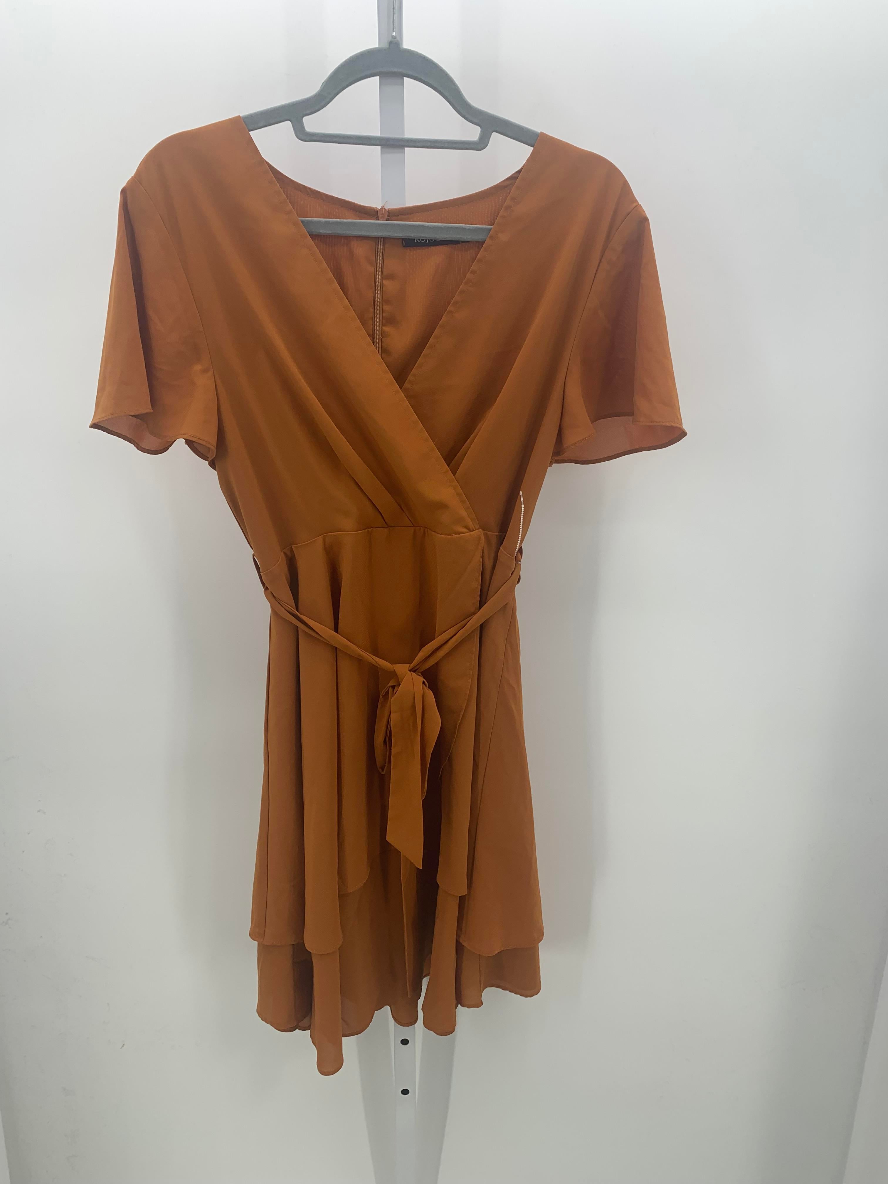 Size Large Misses Short Sleeve Dress