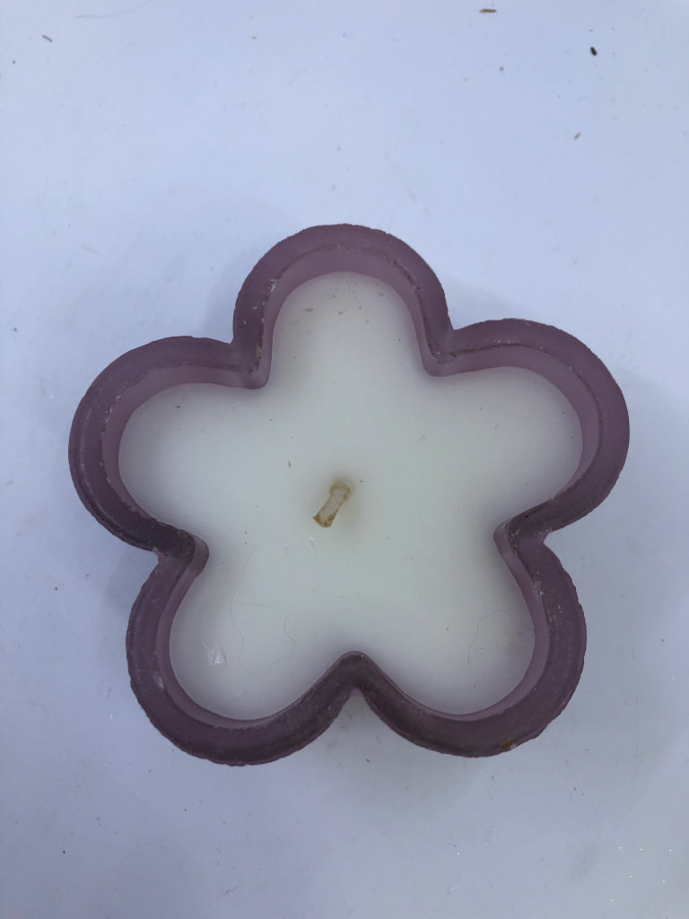 PINK GLASS FLOWER CANDLE.