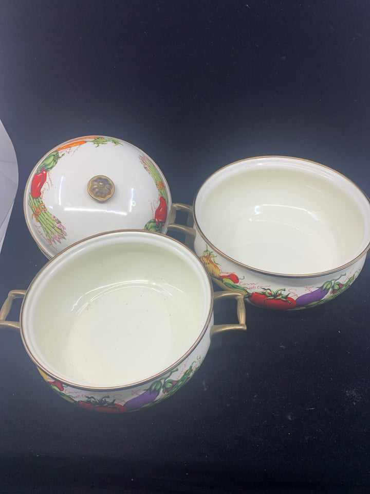 2 VTG ENAMEL VEGETABLE PANS W HANDLES.