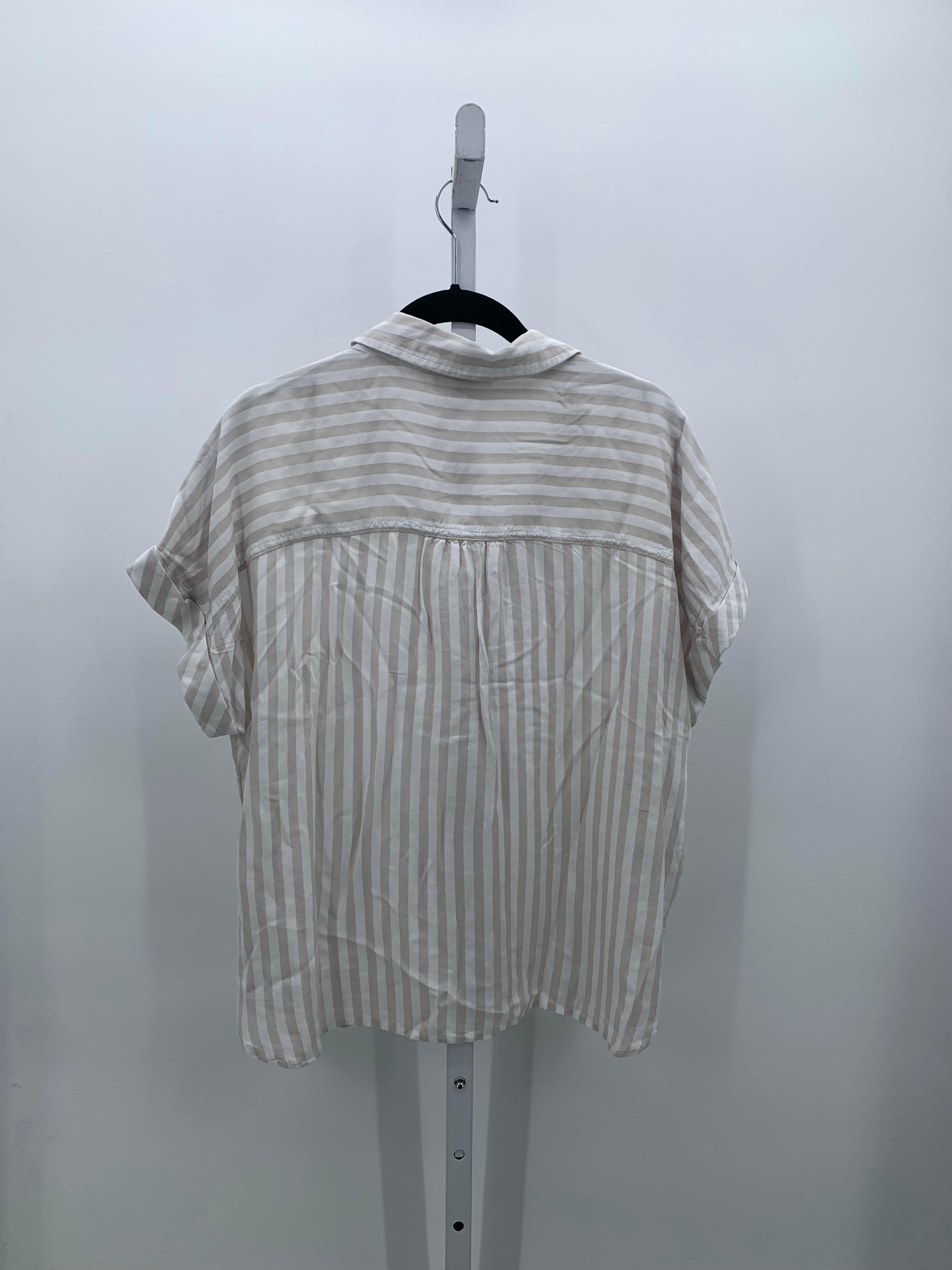 Size Large Misses Short Sleeve Shirt