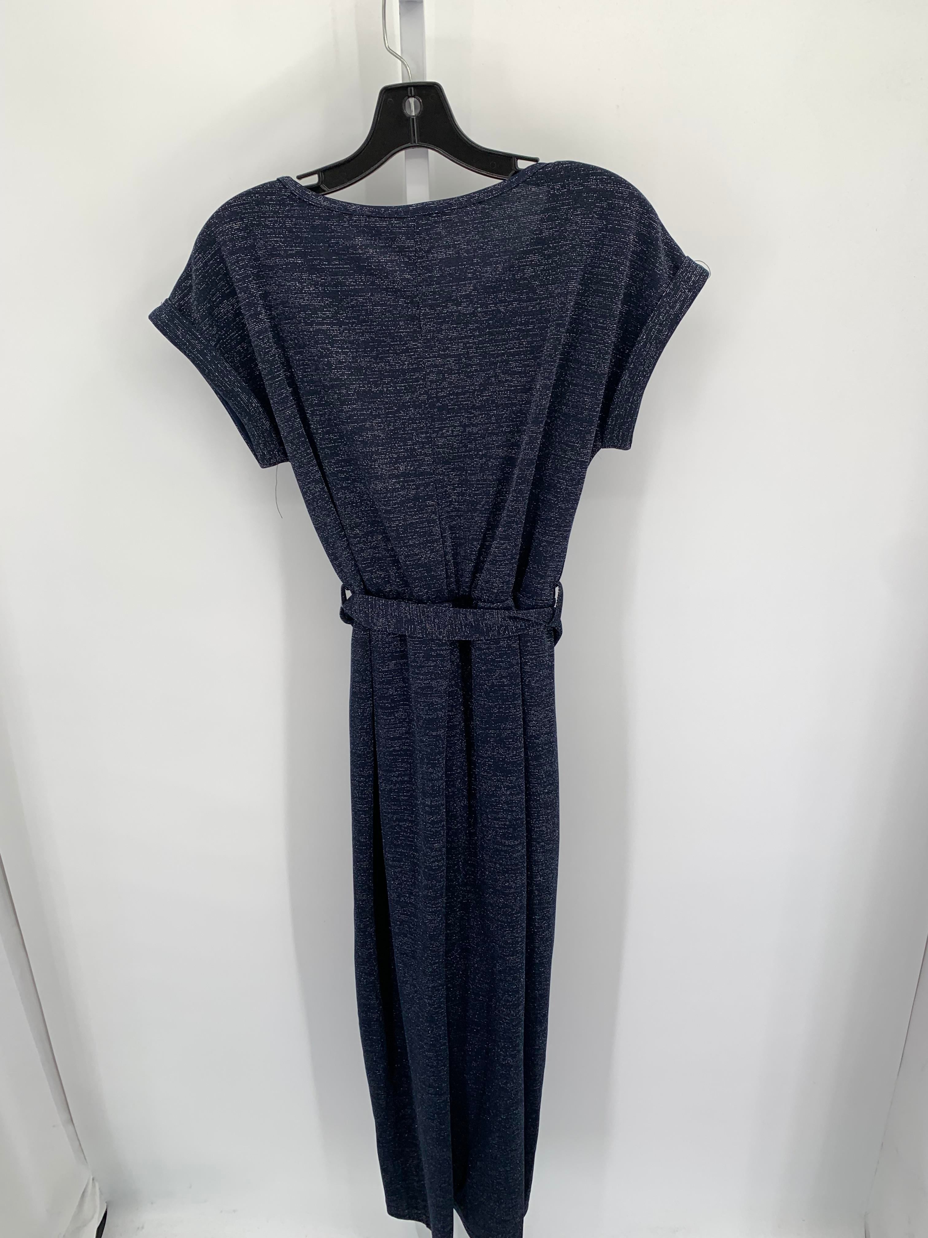 Size Medium Misses Short Sleeve Dress