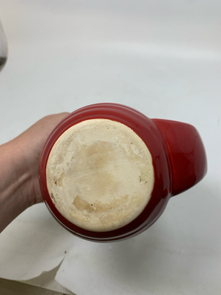 RED/BROWN RIBBED MUG W/ THICK HANDLE.