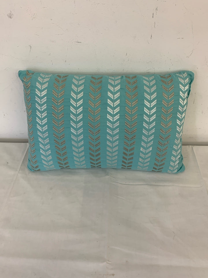 TEAL W GREY AND WHITE PILLOW.