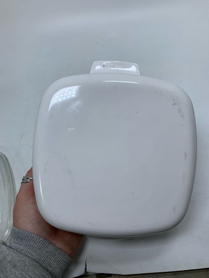 BLUE HEART CASSEROLE DISH W/ LID.