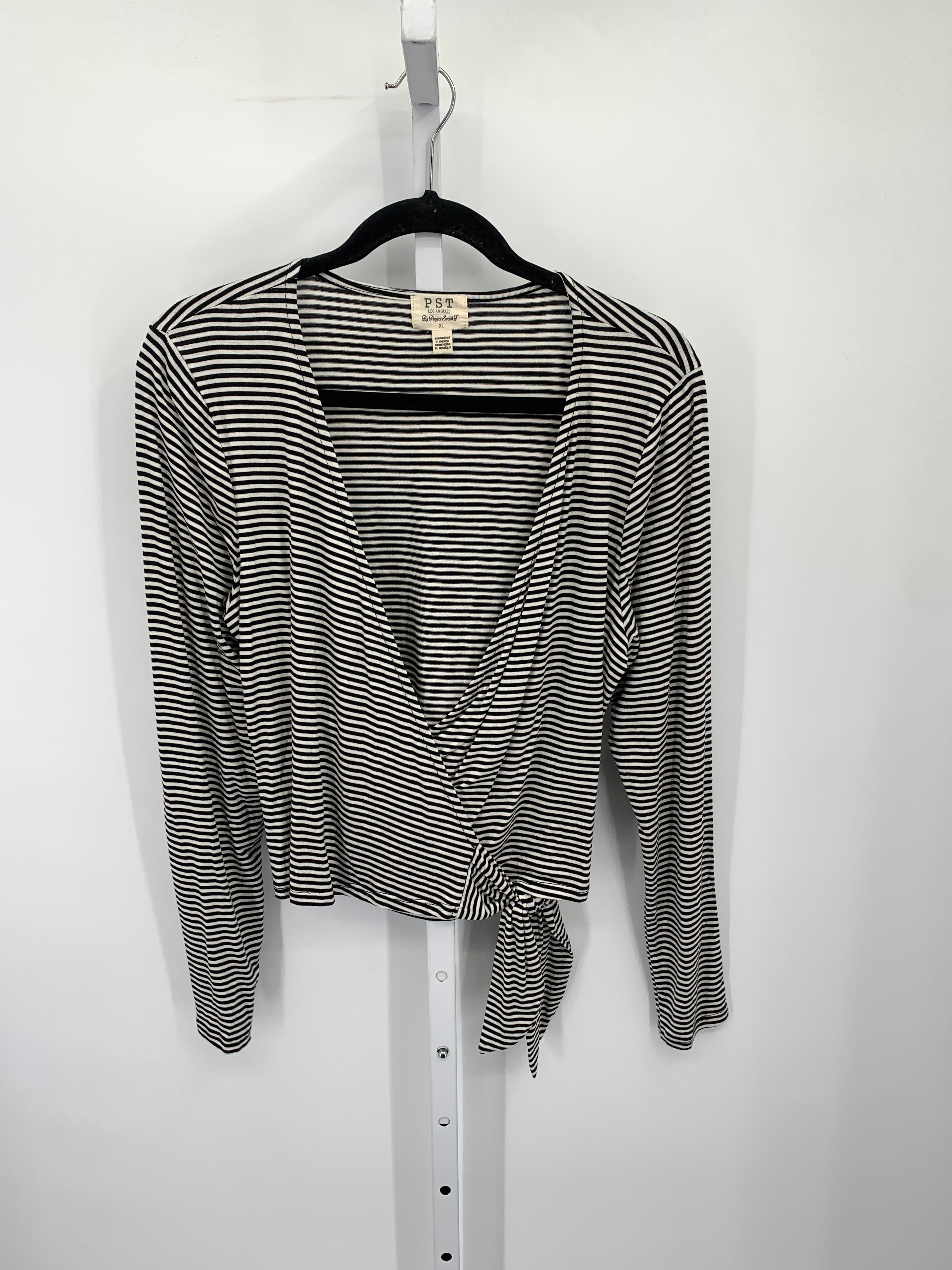 Size Extra Large Misses Long Sleeve Shirt