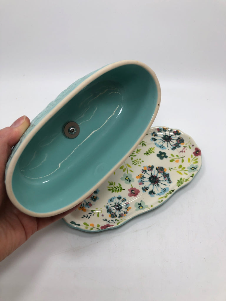 COVERED BUTTER DISH.