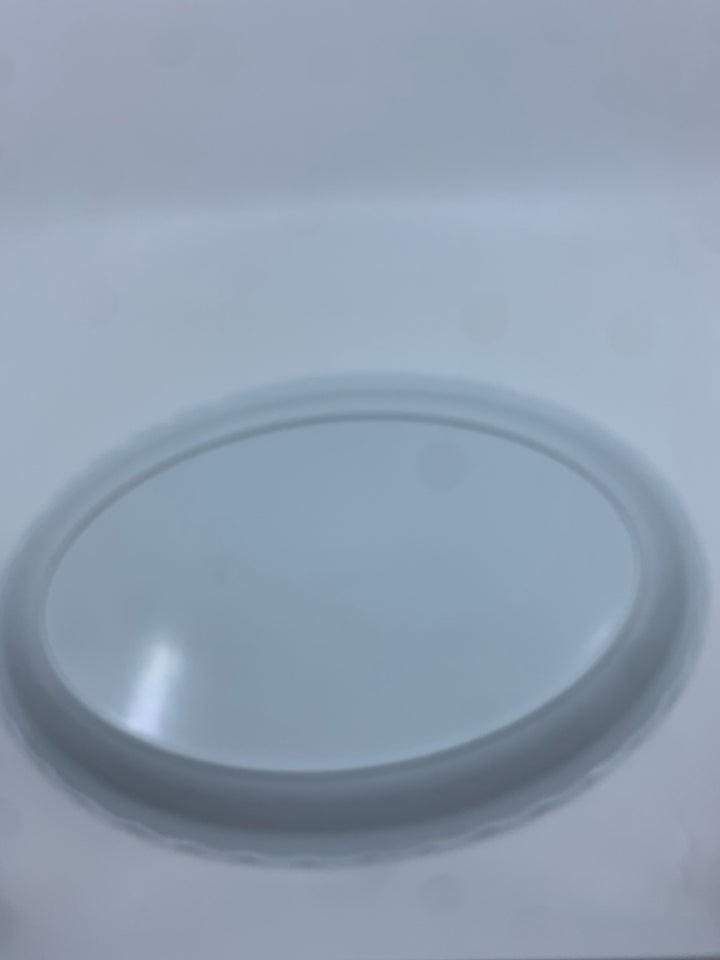 MELAMINE OVAL SANTA PLATTER.