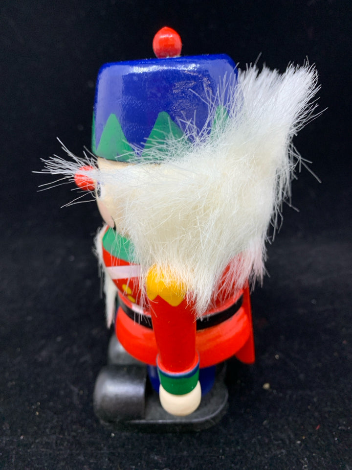 NUTCRACKER W WHITE HAIR.