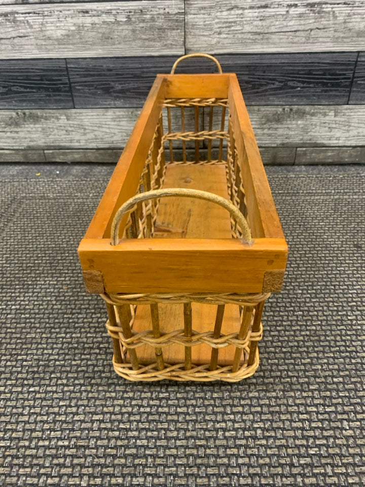 WOOD RECTANGLE BASKET W METAL HANDLES.