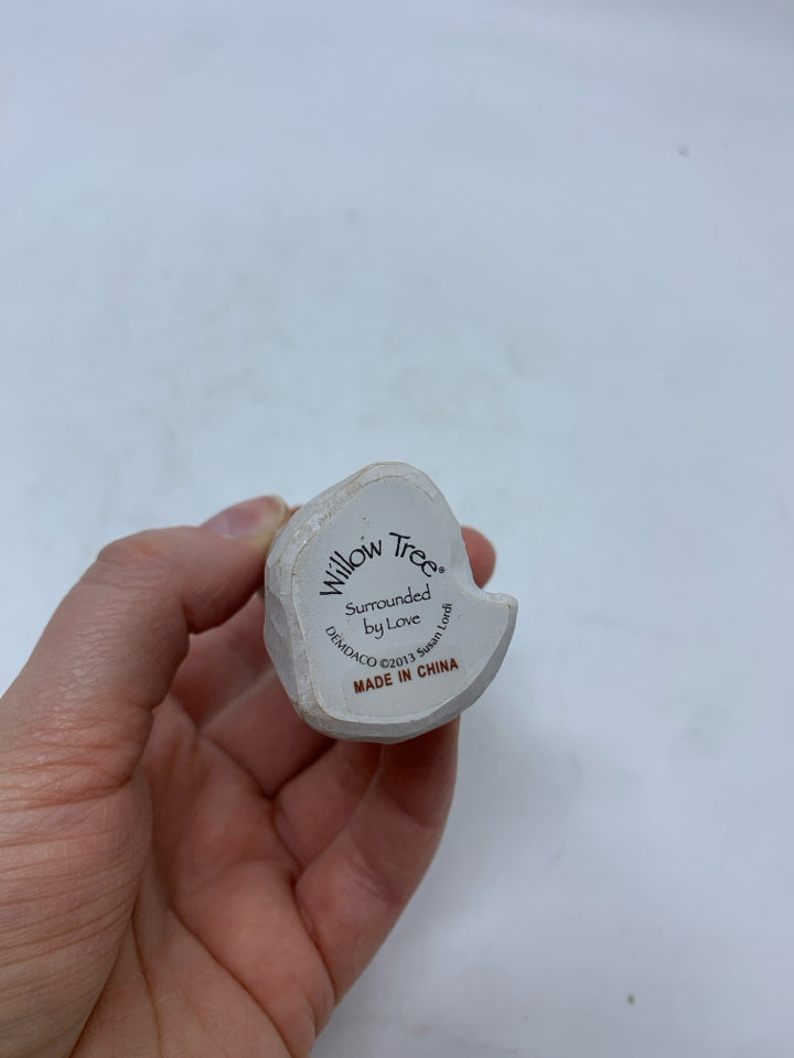 WILLOW TREE "SURROUNDED BY LOVE" FIGURINE.