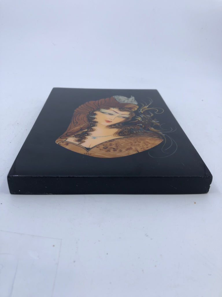 GLOSSY BACKGROUND W/ PAINTED WOMAN WALL ART.