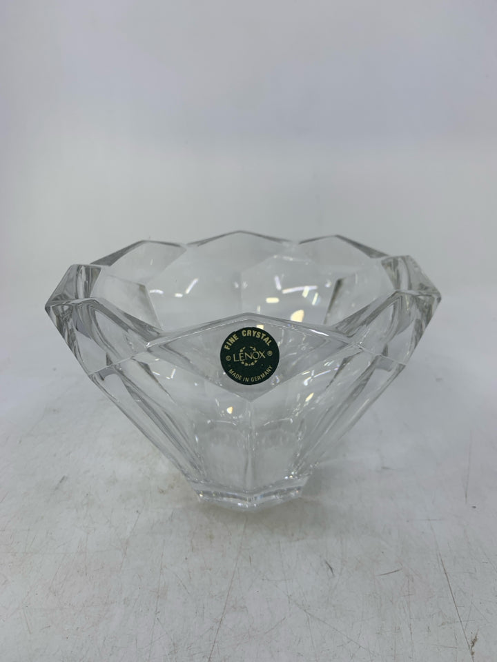 CRYSTAL OCTAGON SHAPED BOWL.