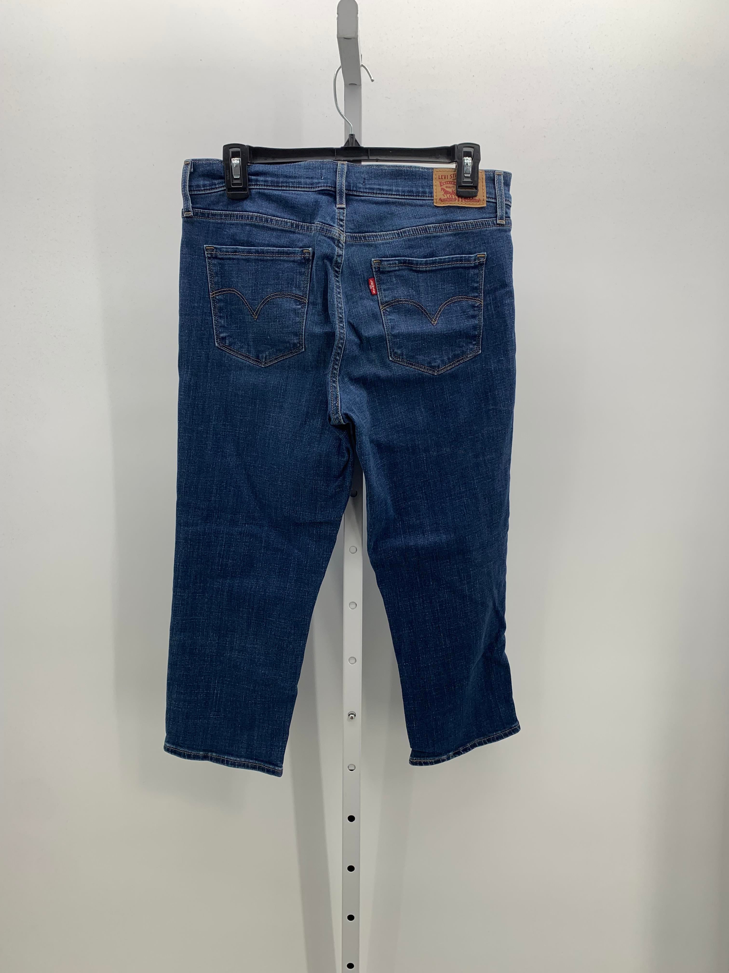 Levis Size 8 Misses Capri Pants