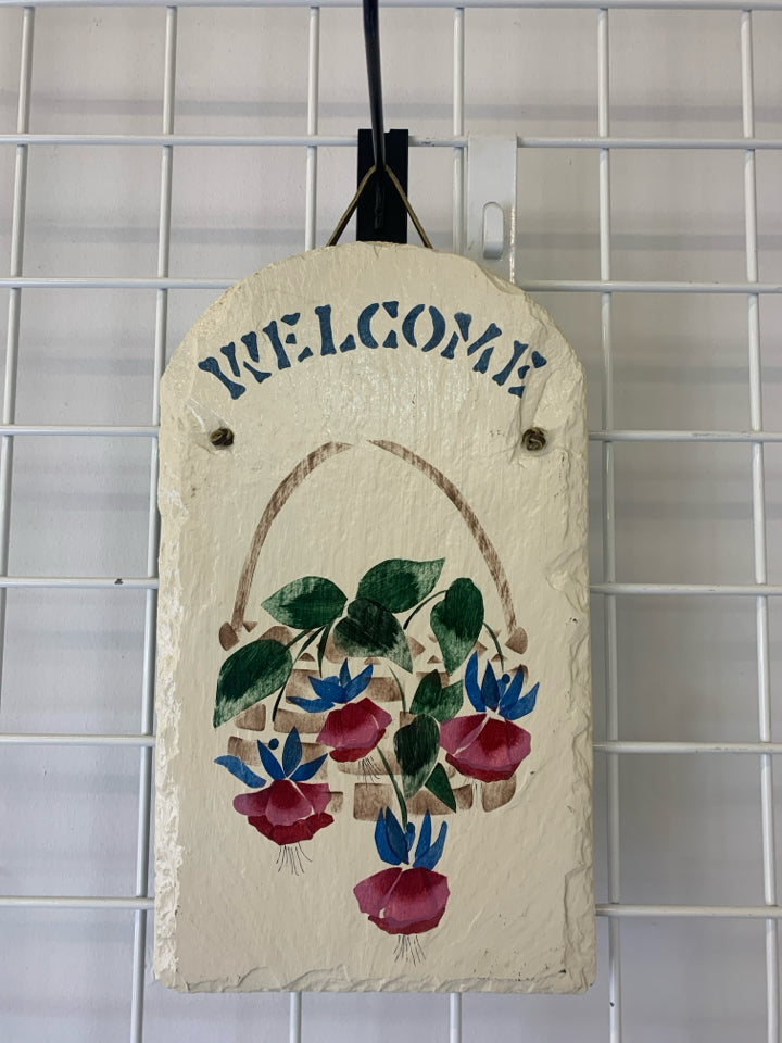 "WELCOME" FLORAL WALL HANGING SLATE.