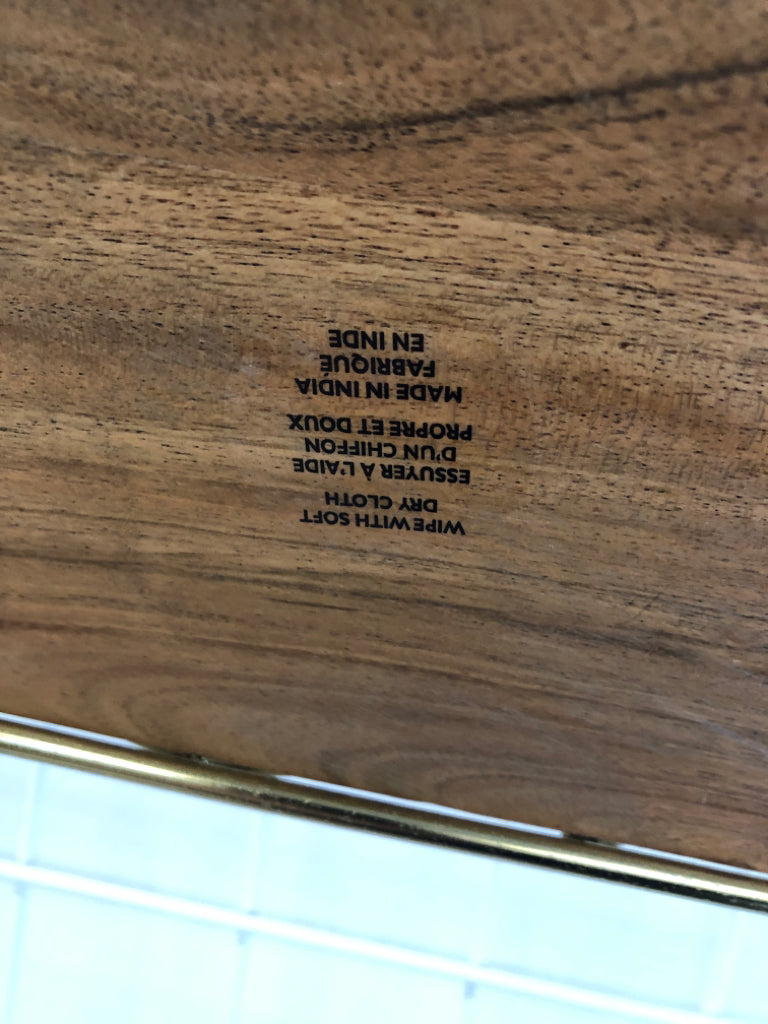 WOOD HANGING SHELF W/GOLD CIRCLE.