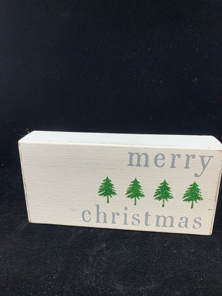 MERRY CHRISTMAS BLOCK SIGN.