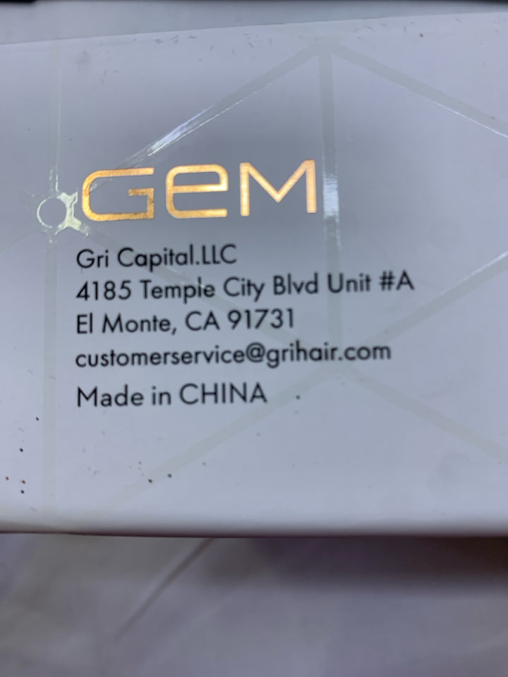 GEM 1" DIGITAL STYLING IRON.