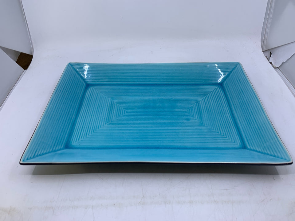 LARGE AQUA/ BLACK SERVER.