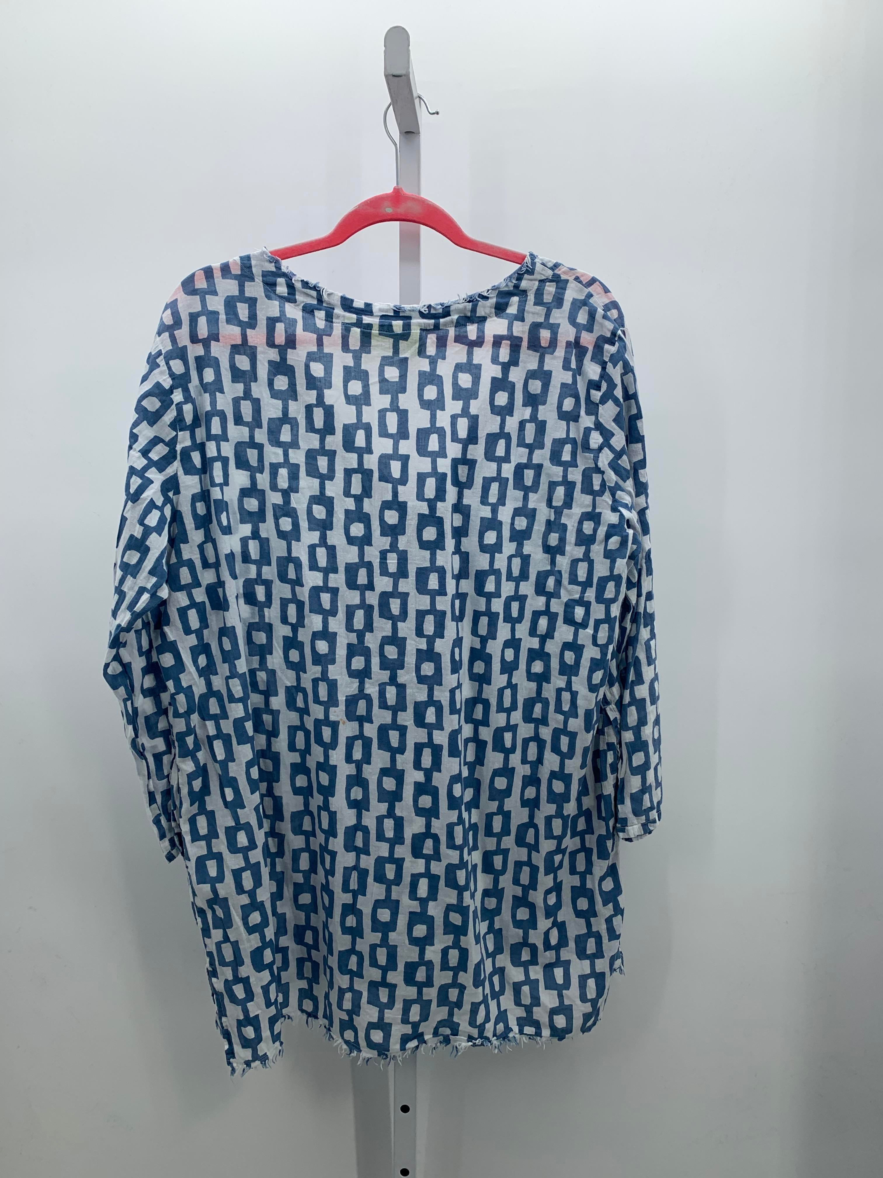 Size Extra Large Misses 3/4 Sleeve Shirt