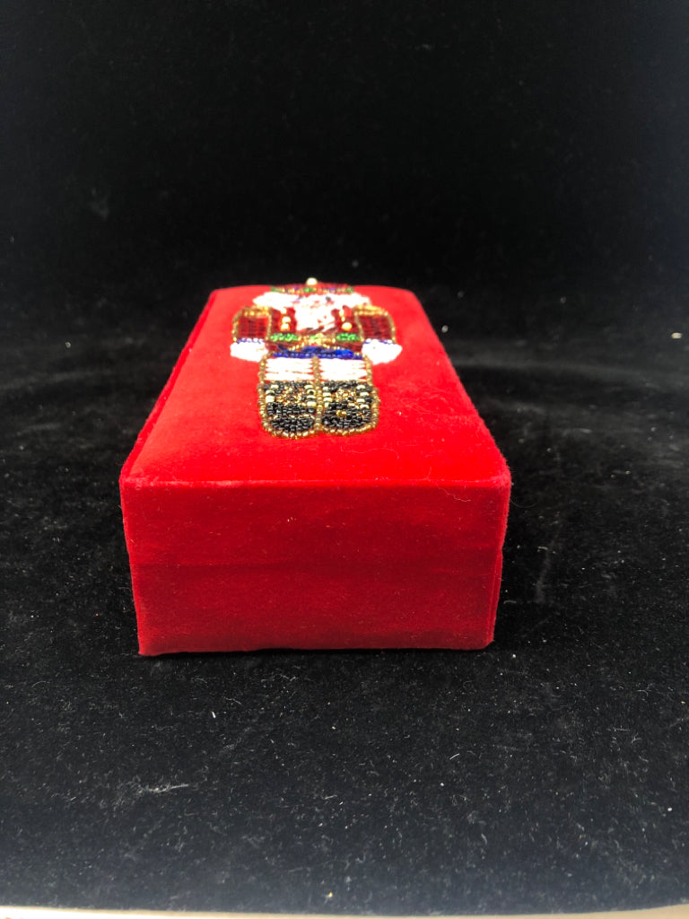 VELVET NUTCRACKER GIFT BOX W BEADS.