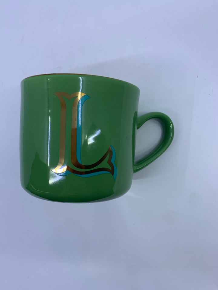 "L" MONOGRAM MUG.