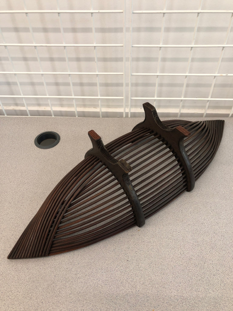 BAMBOO BOAT SHAPED CENTERPIECE BOWL.