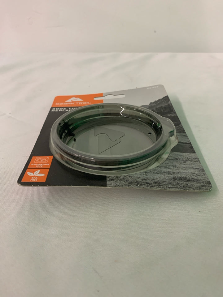 NIP 30oz TUMBLER REPLACEMENT LID.