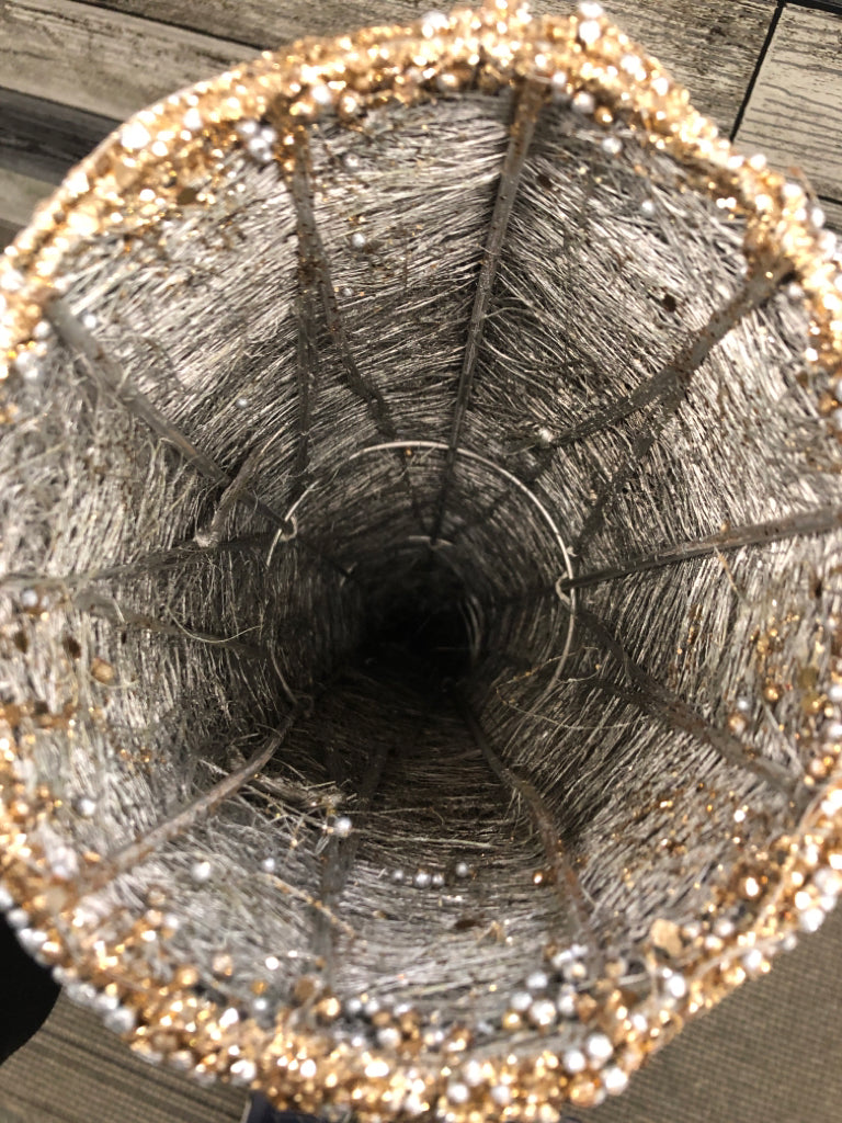 ROSE GOLD BEADED WHITE PEARL CONE TREE.