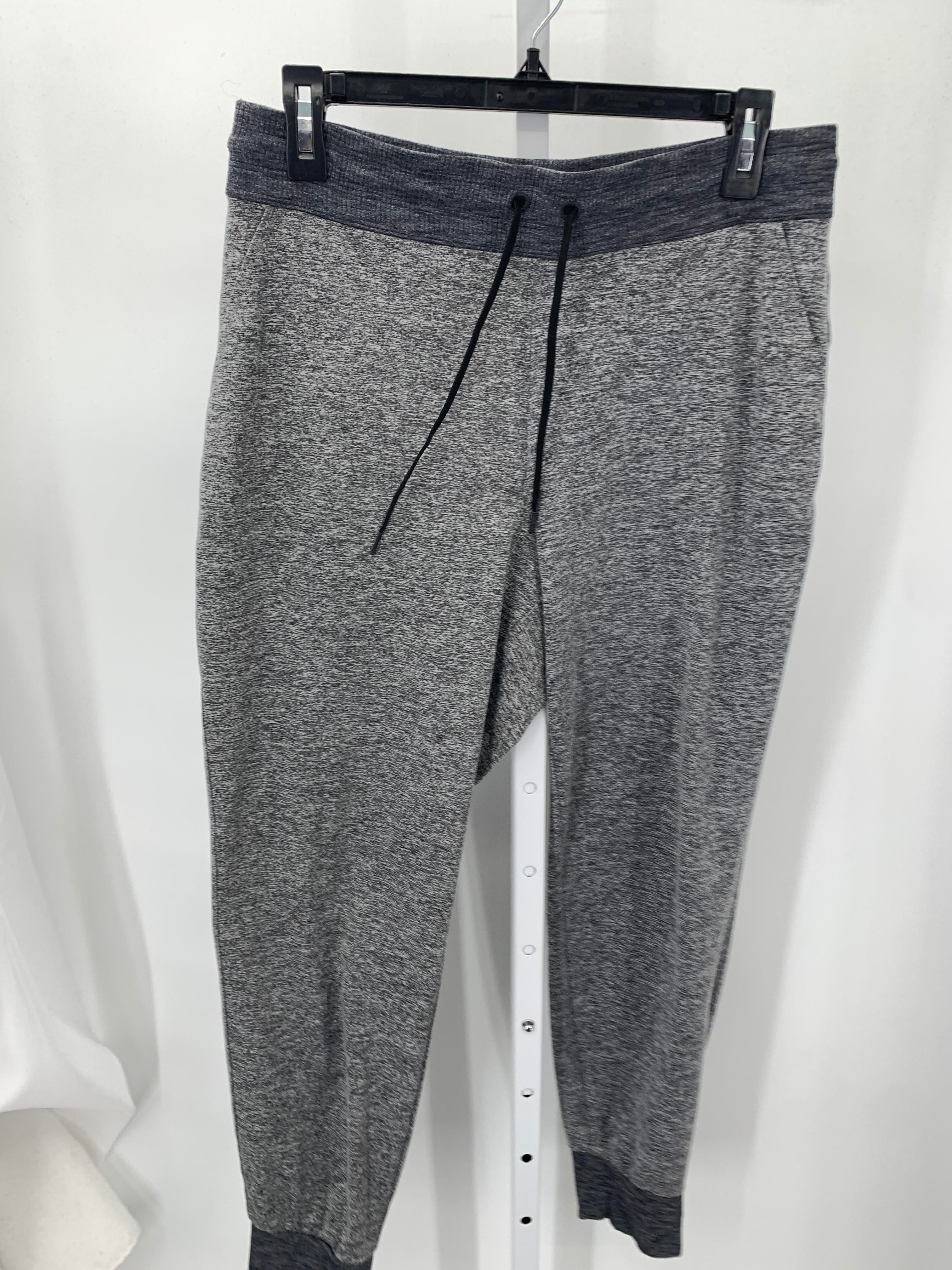 Athleta Size Medium Misses Pants