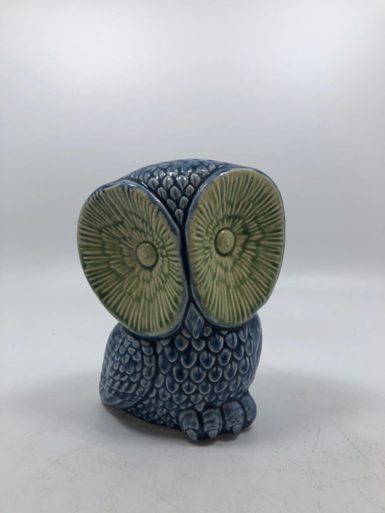 BLUE/GREEN GLAZED OWL FIGURE.