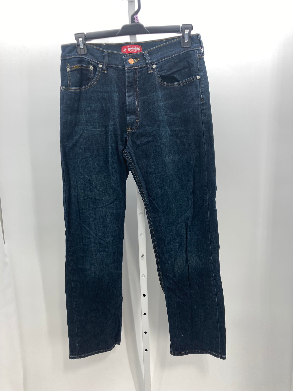 REGULAR FIT STRAIGHT LEG